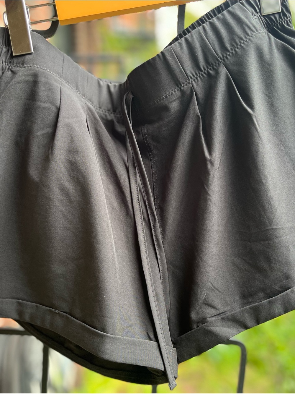 ZYIA women Black Athletic Elastic-Waist Shorts